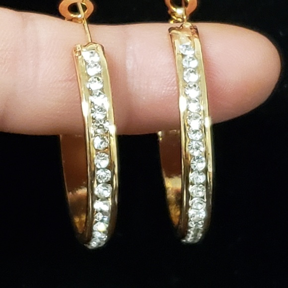 Women's hoop rhinestone earrings - Picture 7 of 8